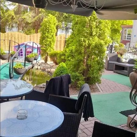 Corner House Penzion 4*