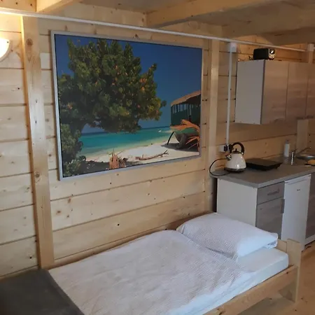 Corner House 4*