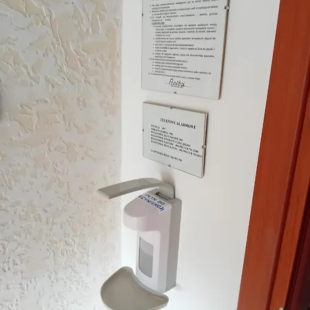 Corner House *